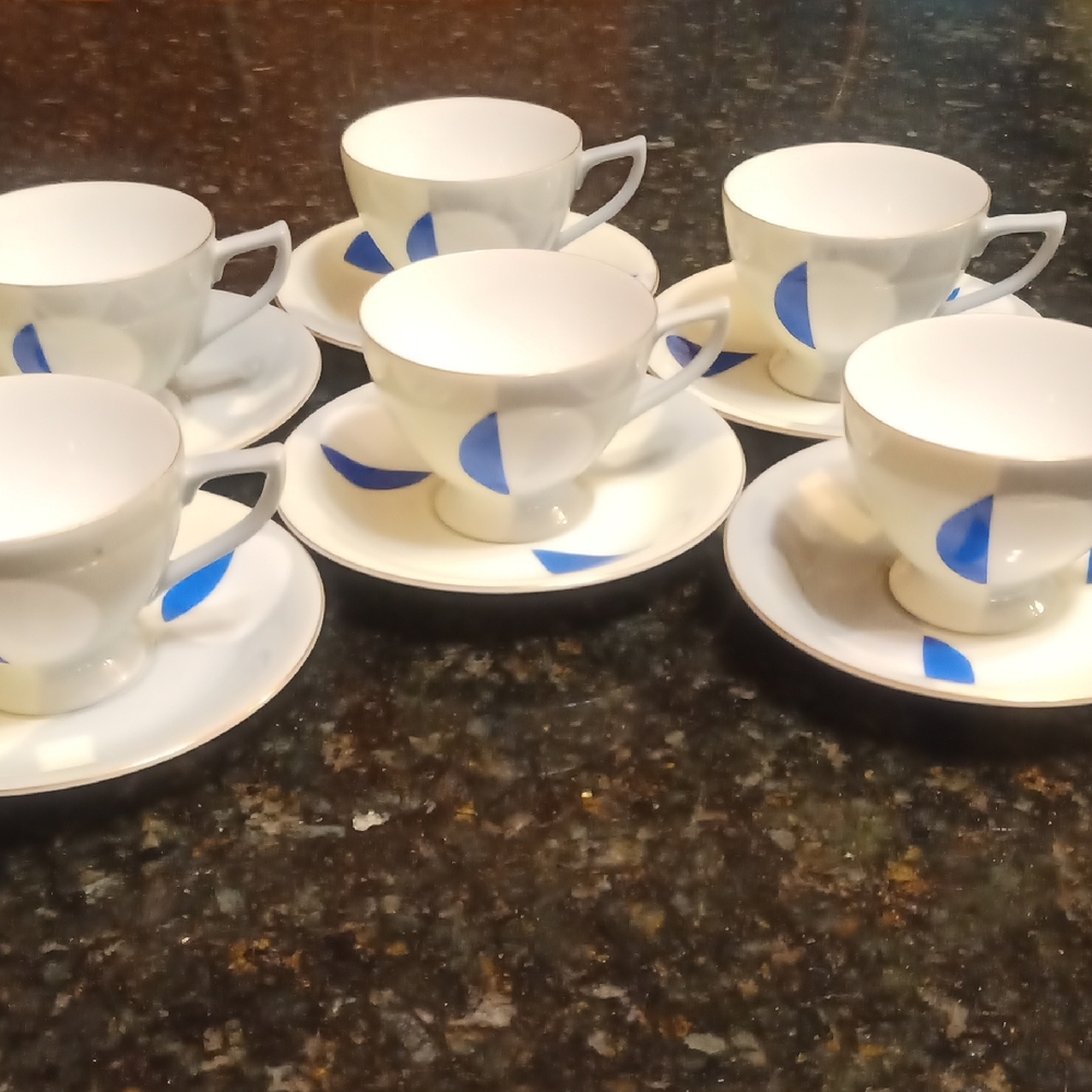 Vintage Retro Yoshino by Noritake Blue and White Japanese Tea Cup Set